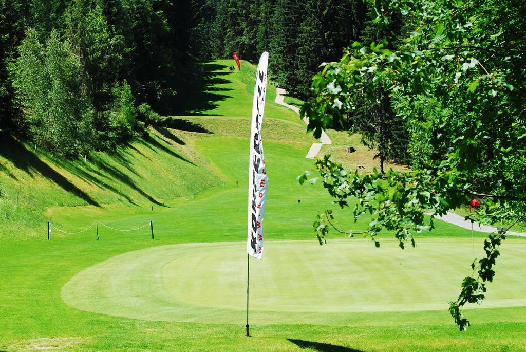 Pension Hubertushof Beim Roemerbad บาด ไคลน์เคิร์ชไฮม์ ภายนอก รูปภาพ